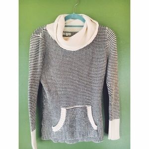 Old navy cotton cow knit turtleneck grey and cream